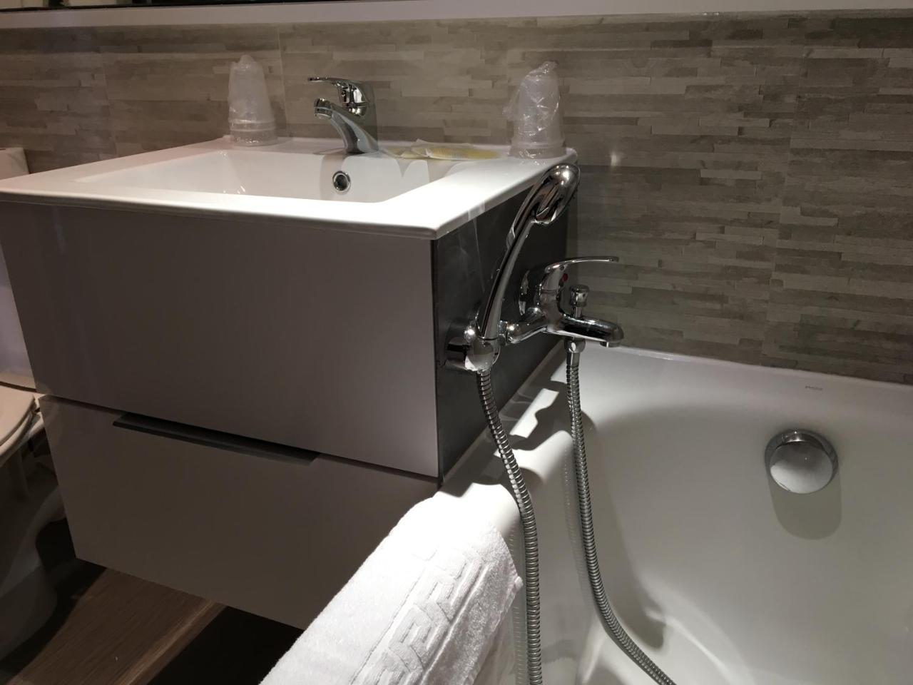 לה גרנד מוט Hotel Les Rives Bleues מראה חיצוני תמונה